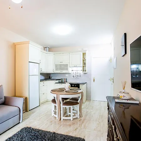 Lägenhet Palm Oasis Tenerife Costa Del Silencio